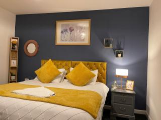 5 Bedroom House - 10 Beds - City Centre - Parking - 8