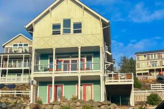 Off of the Hook - Lincoln City - 6