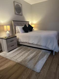 Beautiful Arlington Apartment with Pool & Parking! - 3