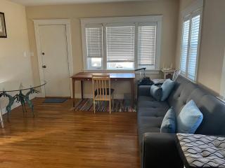 Cozy One Bedroom Apartment - Los Angeles - 9