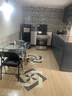 Beautiful Cozy Private Studio with WIFI - Salisbury - 0
