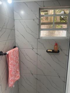 Beautiful Cozy Private Studio with WIFI - Salisbury - 8