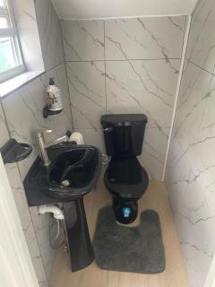 Beautiful Cozy Private Studio with WIFI - Salisbury - 3