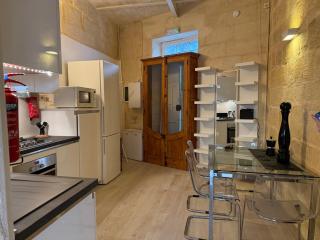 St Elias Apartment - St Julian's - 3