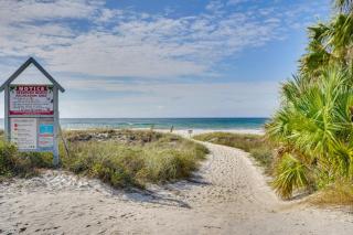 Walk to Beach: PCB Retreat w/ Heated Pool! - 0