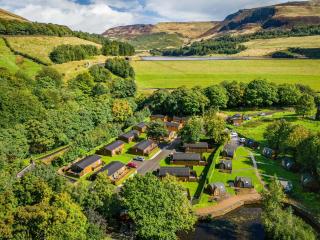 Dovestone Pod 18 - 1