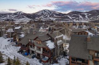 Blue Skies Lakeside Family-Friendly Getaway w Hot Tub BBQ - Heber City - 0