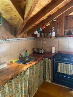 Monoambiente full equipado km 12 de Bariloche, pegada a la montaña y fácil acceso - 1