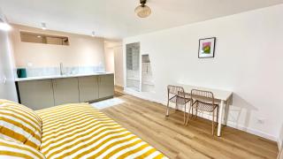Charming Bright Studio in Ménilmontant - París - 9