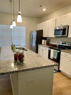Luxury Living! Peaceful,Comfort and Spacious - Winston-Salem - 8