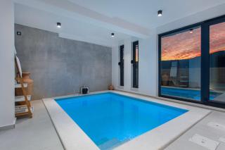 Seafront Villa Kupinica with heated Pool - Vinišće - 5