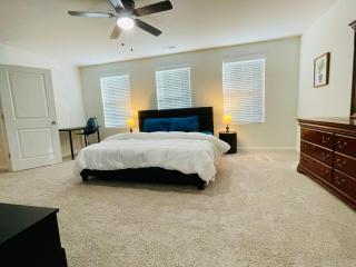 Luxury Living! Peaceful,Comfort and Spacious - Winston-Salem - 0