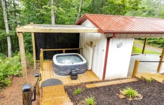 Knollwood Love Shack - Mineral Bluff - 8