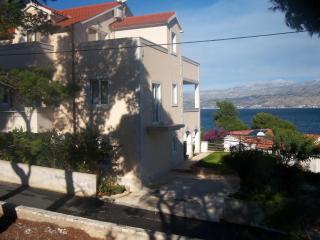 Apartments Annie - Postira - 0