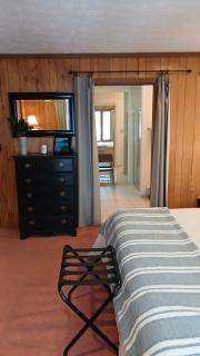 Mountain Lake Retreat - 4