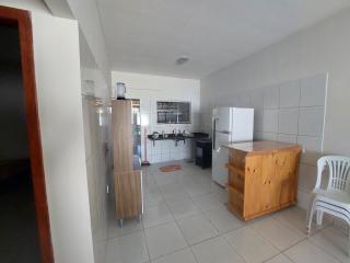 CASA p TEMPORADA COM PISCINA ACONCHEGANTE EXCELENTE LOCALIZAÇÃO - 1