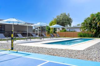 Biscayne River Home: Pool Pickleball Fun - 5