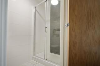 Cosy One Bedroom Apartment in Sheffield by Eason Stays Ideal For Working Professionals, Hospital Workers and Placements, with Free Parking! - Sheffield - 4