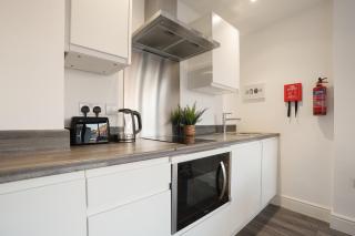 Cosy One Bedroom Apartment in Sheffield by Eason Stays Ideal for Weekend Getaways & Business Travellers - with Free parking! - Sheffield - 9