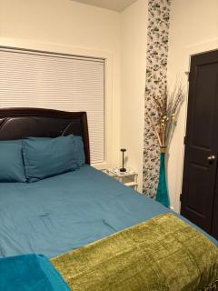 Charming Atlanta Cottage - 1