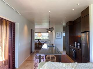 Te Whare Whero - 1