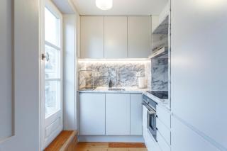 Double Room with Private WC in Shared House in Downtown Lisbon - Lissabon - 3