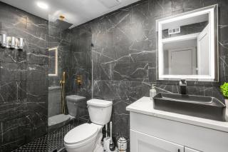 Fully Equipped 1BR with King Bed, Pool & Free Parking - 1