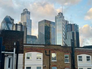 Flat in Aldgate East, London - Londra - 0