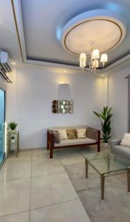 Apartment with pool, hot water and cheap wifi - Douala - 1
