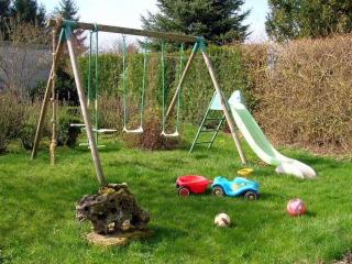 Gîte familial rénové, jardin avec jeux, terrasse, proche circuits randonnée, 7 pers + 2 bébés - FR-1-611-4 - Chantraines - 1