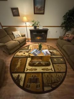 Maine Place Cozy Luxury Dual Shower, Snowmobiling, Fireplace & Heated Floors - 6