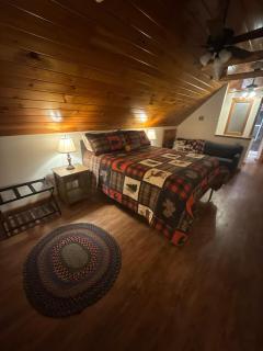 Maine Place Cozy Luxury Dual Shower, Snowmobiling, Fireplace & Heated Floors - 2