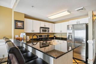 Calypso 1205 - Amazing Condo! Free Fun! Sleeps 4, Free Beach Chairs condo - Panama City Beach - 5
