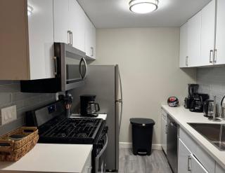 Beverly Hills Charm Rodeo Cedar - 4