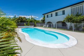 Modern Urangan Beach House Close To Beach - Urangan - 9