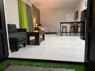 Eagle Stays Aruba-NEW Luxury, Cozy & Spacious Studio Near Eagle Beach! - Oranjestad - 0