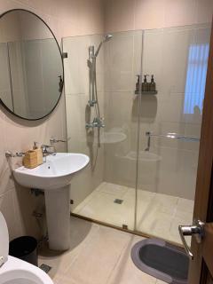 Cozy, Spacious 1 Bedroom Condo, reach St Lukes BGC by foot - 3