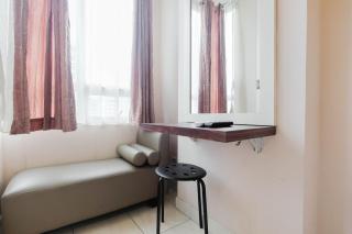 Cozy Studio Apartment at Cinere Bellevue Suites By Travelio - 2