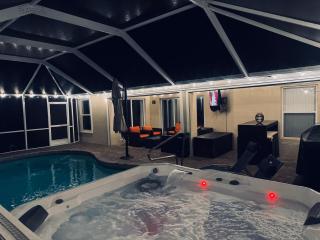 Four Bedrooms Oasis with Heated Pool Private Jacuzzi and Billiards - Cape Coral - 8