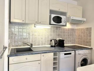 Appartement climatisé 2 pièces avec terrasse et parking au Lavandou - FR-1-251-854 - Le Lavandou - 4