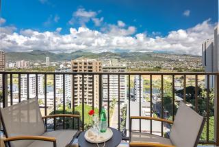 Tropical Gem Near Waikiki Beach with Free Parking! - Honolulu - 8