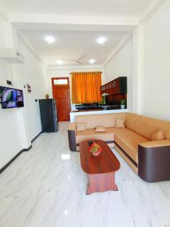 Luxury Peak Villa - 6