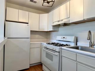Comfy apt with skyline front view Mins away from NYC - 5