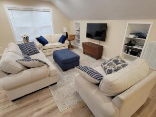 The Coach House - 7