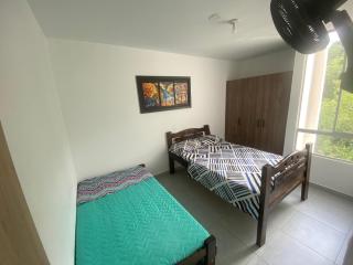 Hermoso APARTAMENTO EN RICAURTE-BAHIA SOLERO - 5