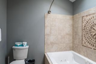 Inn at Haystack Rock - 8