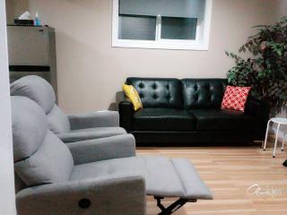 Executive 2 Bedroom Suite In Chappelle Edmonton AB - 4