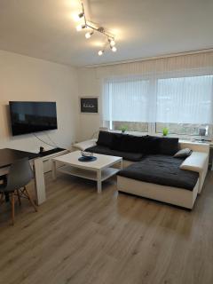 IaM 3 Zimmer 90 qm Küche Badezimmer kraftraum 44 u - Plettenberg - 0