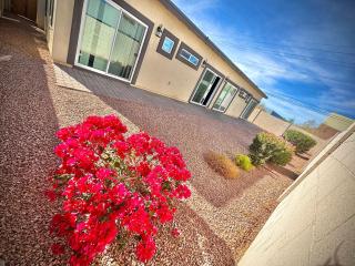 PHX Airport 9BR, 7BA, BBQ, events and pets Allowed - Phoenix - 0