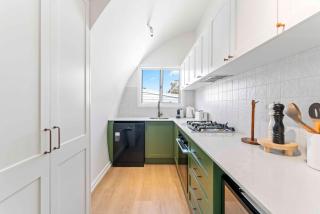 The Roundhouse 4BR Home - 1